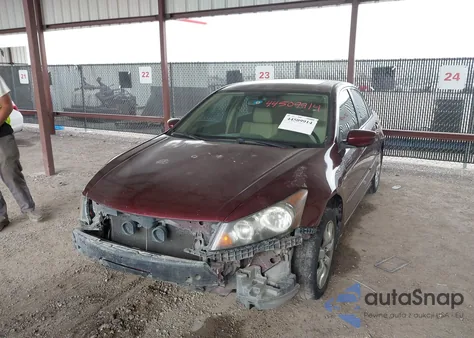 2009 Honda Accord 2.4 Ex-L from USA, damaged, VIN 1HGCP26879A052218